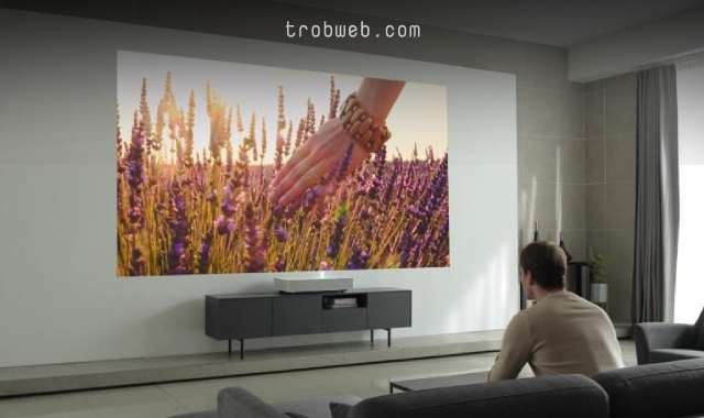 جهاز العرض LG CineBeam Laser 4K