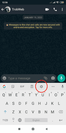 كيفية تمكين الوضع الليلي على كيبورد الأندرويد