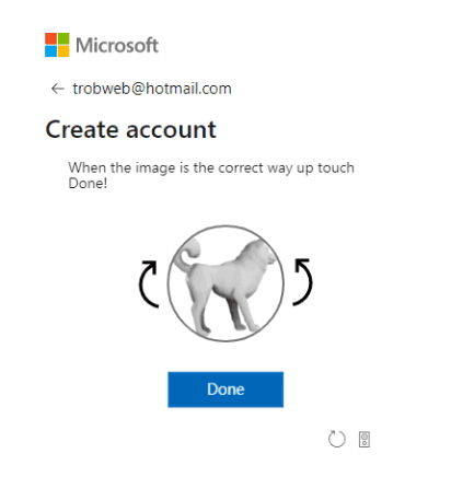 اختبار التحقق أنك لست روبوت أثناء إنشاء حساب هوتميل