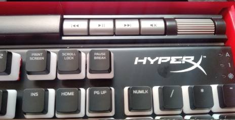 أزرار الوسائط HyperX Alloy Elite 2